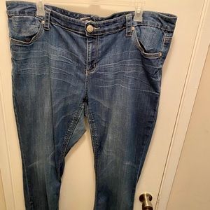 Seven7 Jeans